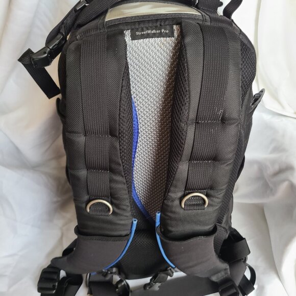 Think Tank Streetwalker V2 Backpack - Black - Picture 2 of 12